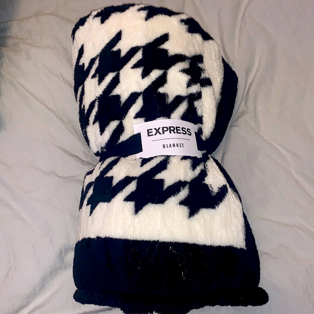 EXPRESS Blanket